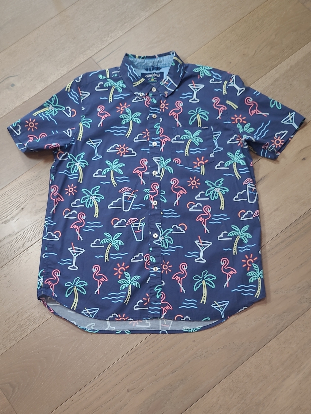 EUC Chubbies Shirt Men's sz L Blue Cocktail 1/4 Button Short Sleeve Polo Shirt